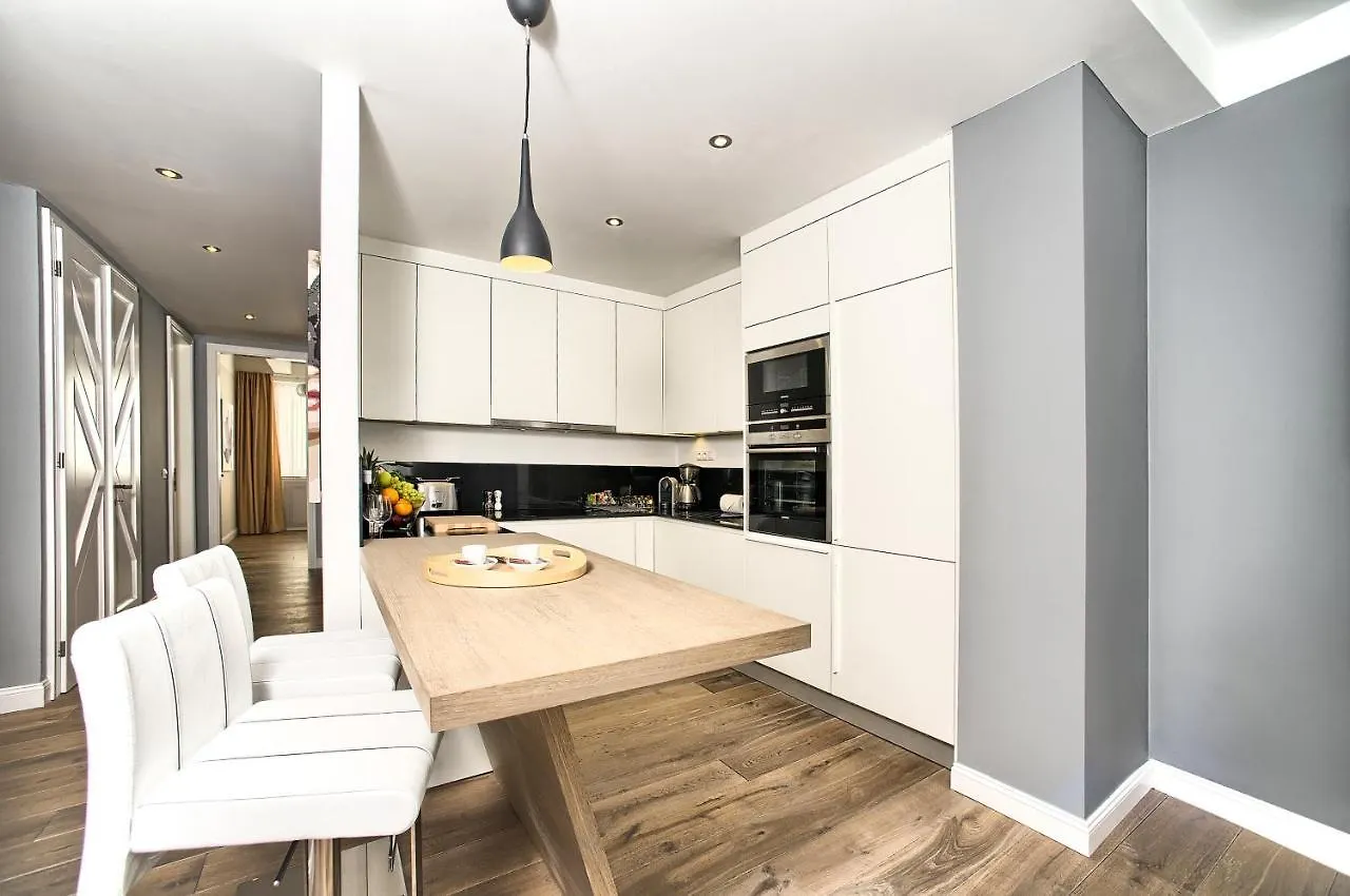 Exclusive 2 Bedroom Apartment Old Town - 2 Baths, Balcony And View - By Prague City Apartments