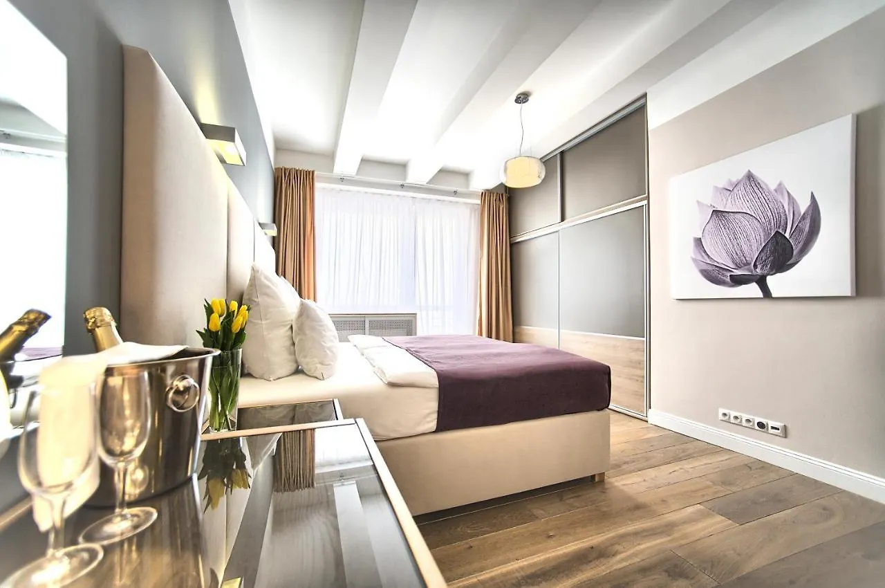 Exclusive 2 Bedroom Apartment Old Town - 2 Baths, Balcony And View - By Prague City Apartments 0*,
