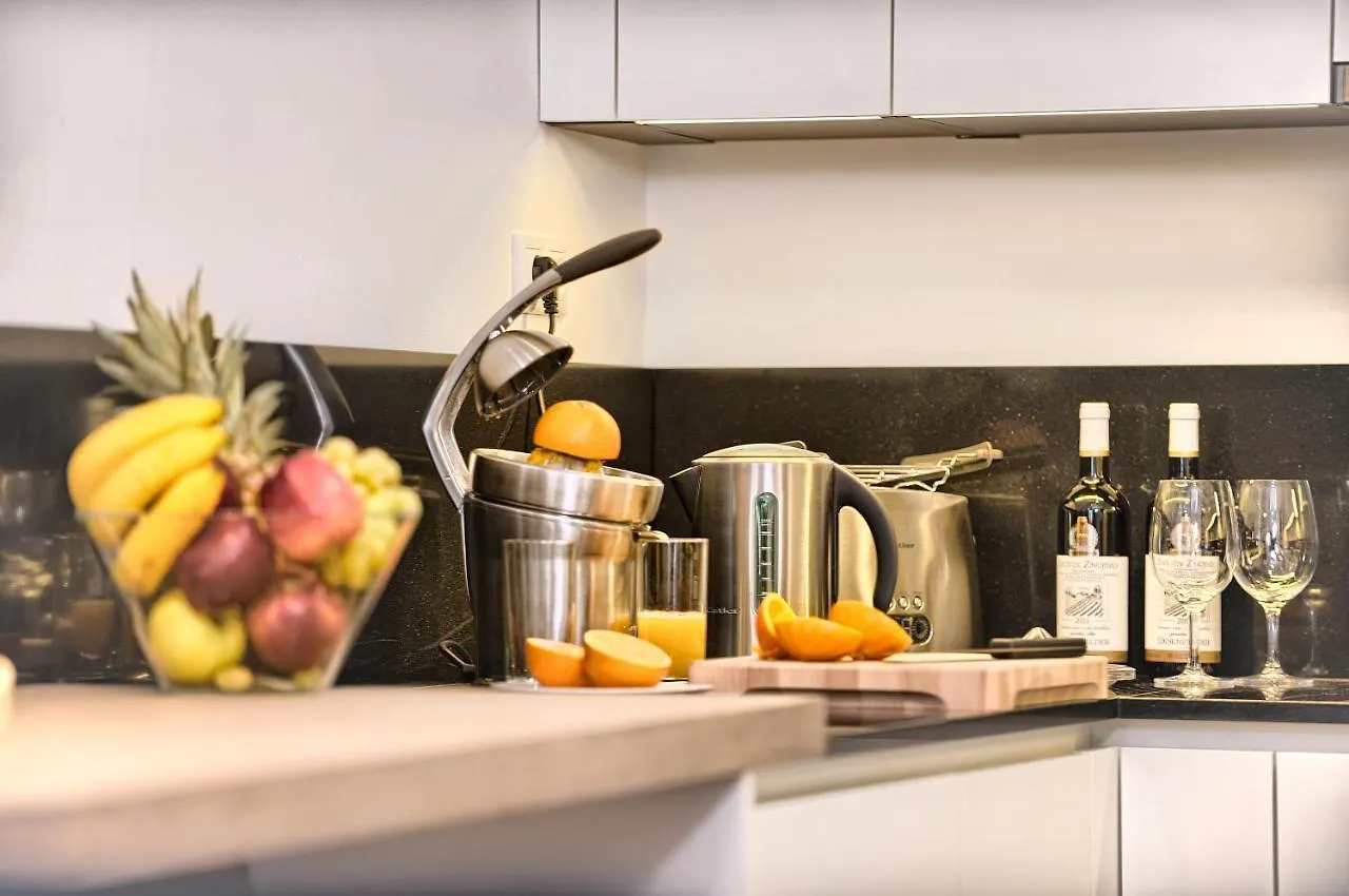 Exclusive 2 Bedroom Apartment Old Town - 2 Baths, Balcony And View - By Prague City Apartments República Checa